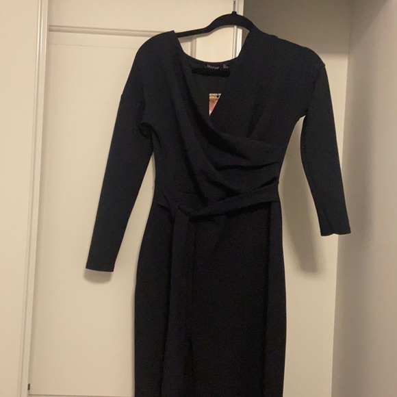 Navy Boohoo dress - Picture 2 of 5